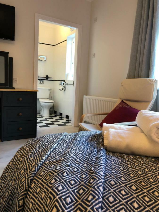 Amber Heights Bed & Breakfast Galway Dış mekan fotoğraf